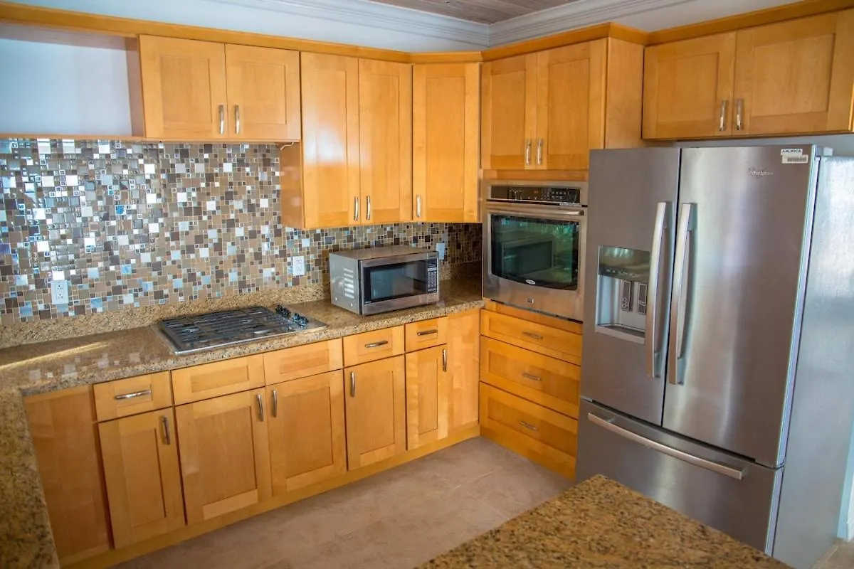 Tangerine Sunsets Pomelo North Villa Adelaide Village Holiday home